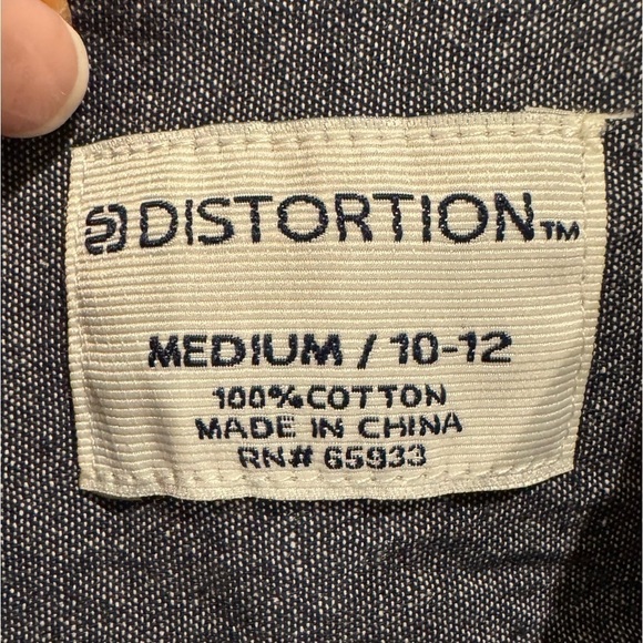 Distortion 100% Cotton button-down shirt Size Medium 10-12 Boy's G - Picture 2 of 9